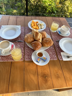 petit dejeuner continental