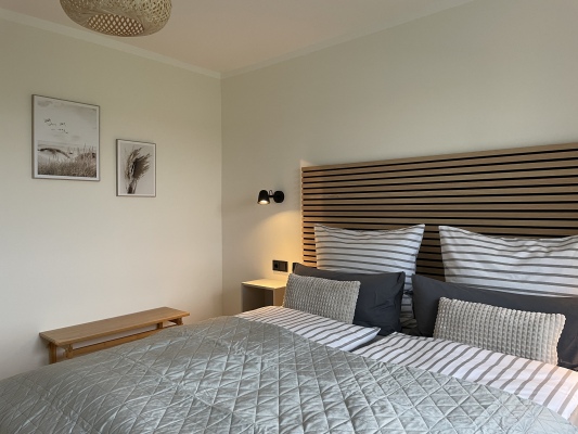 1. Schlafzimmer