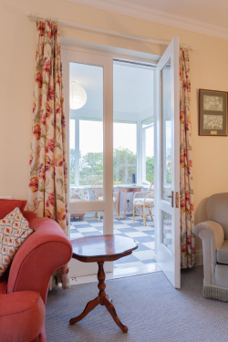 Bungalow-Ensuite with Bath-Countryside view - Base Rate