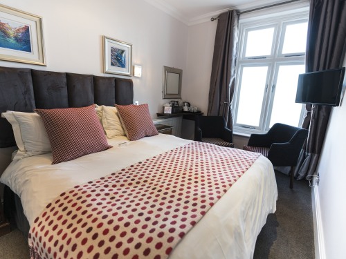 Double Sea View Room with great views of the North Bay, Beach and Castle