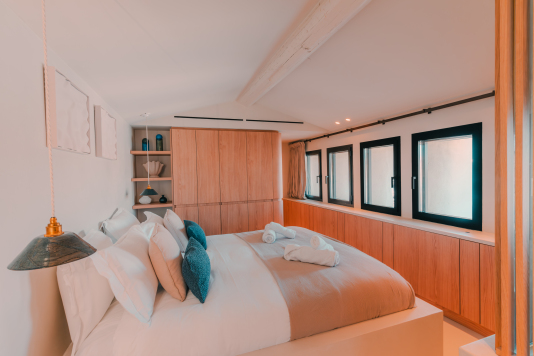 Chambre 3 double pommeau de douche et baignoire avec sur sur le Vieux Port