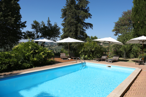 Piscina con terrazza 4
