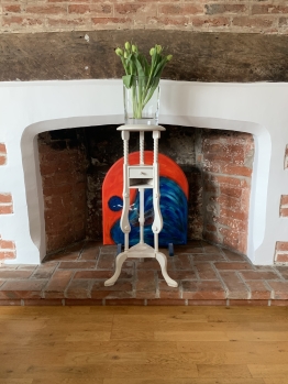 Fireplace feature