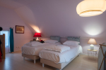 chambre étage avec climatiseur