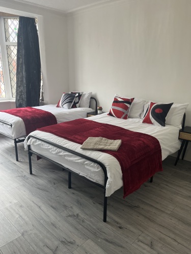 Bedroom 1 family size 