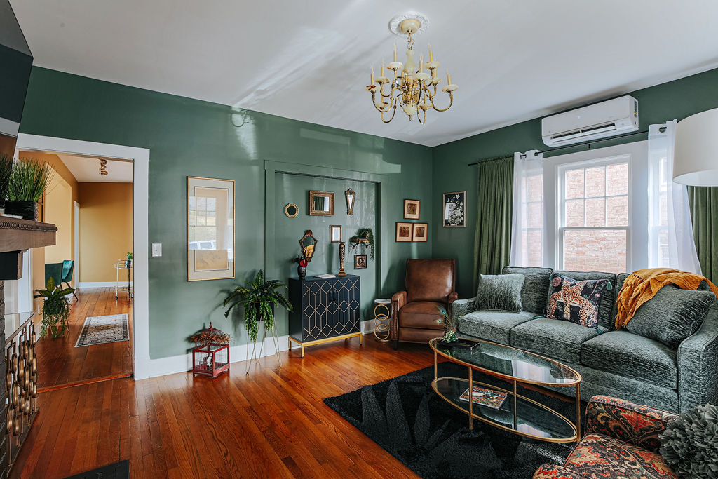 Downtown Luxe