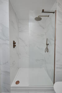 A fresh and comfortable space to start your day