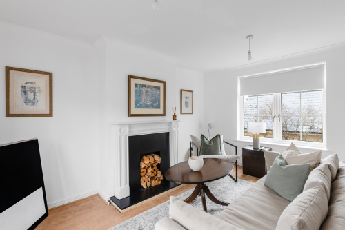 Beautifully designed living room with Sky and Netflix included 
