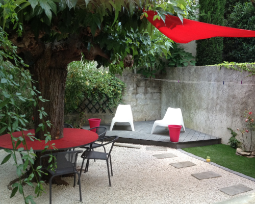 Jardin avec coin repas