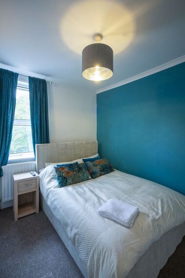 1 Double Bed
