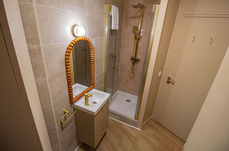 1 Chambre Sacré Cœur – Ascenseur – Calme