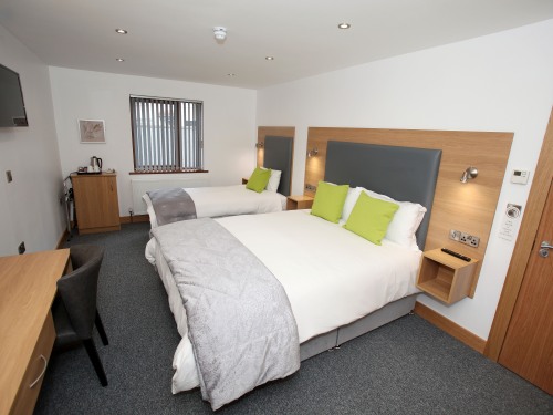 Triple Room
