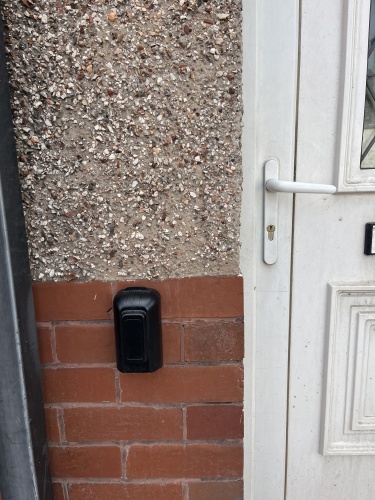 Lockbox for convenient self check-in