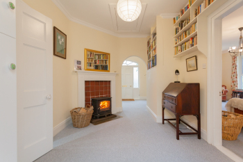 Entrance / Lobby - Hall Library; Grange