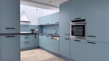 Fully Fitted Kitchen 