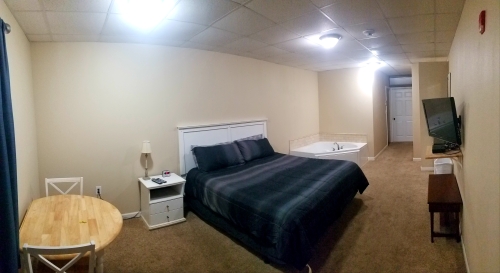 Honeymoon suite, Room 2