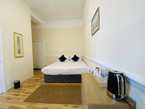 Double room-Superior-Ensuite with Shower-City View-Executive Double - Room only Non Refundable
