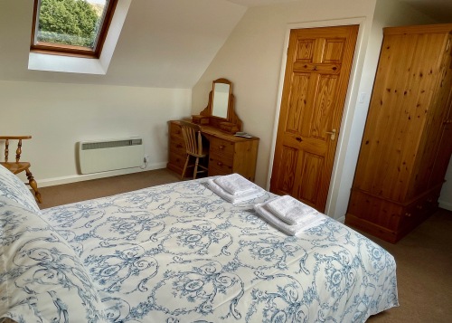 Bluebell Cottage main bedroom