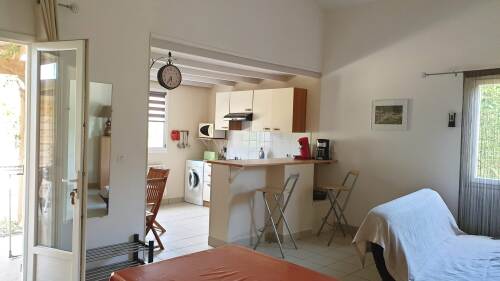 Gîte Julie 3 étoiles-Gîte-Famille-Salle d'eau-Vue sur la campagne - Tarif de base semaine 450€