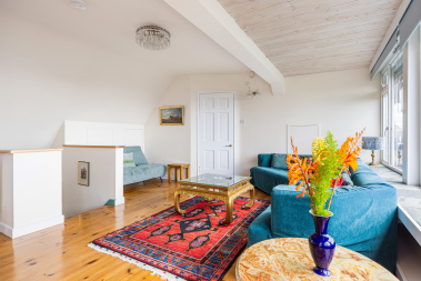 Bedroom 4 / Upstairs lounge with additional sofa bed