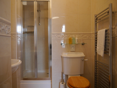 Spotlessly clean with towels, soaps & shower gel provided at Eastfield Lodge