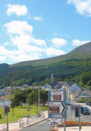 Vistas desde la Propiedad - The Mourne Mountains sweeping down to the sea