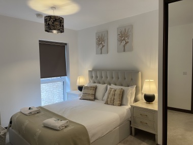 King size bed with Emma Mattress 