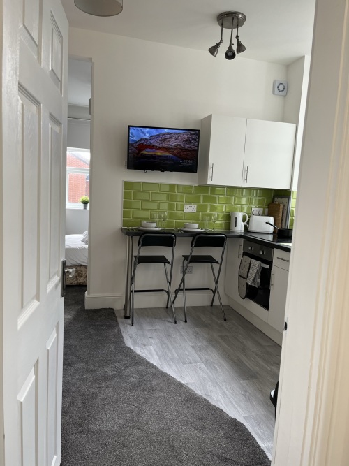 Studio 4 - Open plan stylish design 
