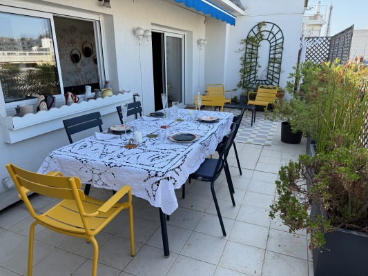 Table sur terrasse est