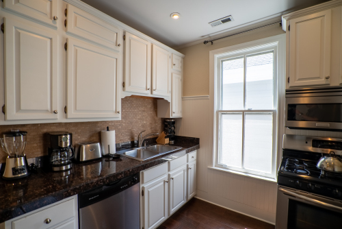 Village South #2-Apartment-Private Bathroom-Standard