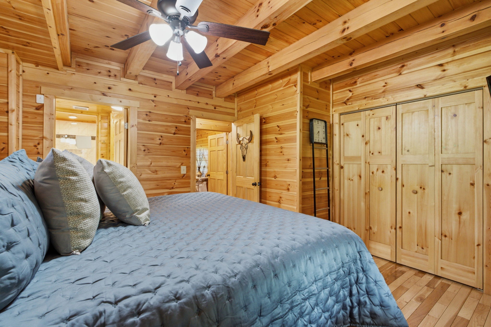 Firefly Hollow Lodge | Photo 30