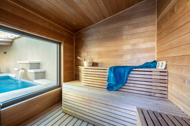 Son Sauna avec Vue sur le Bassin