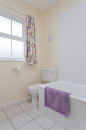 Bathroom - Bathroom Grange