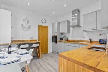 Kitchen with dining table