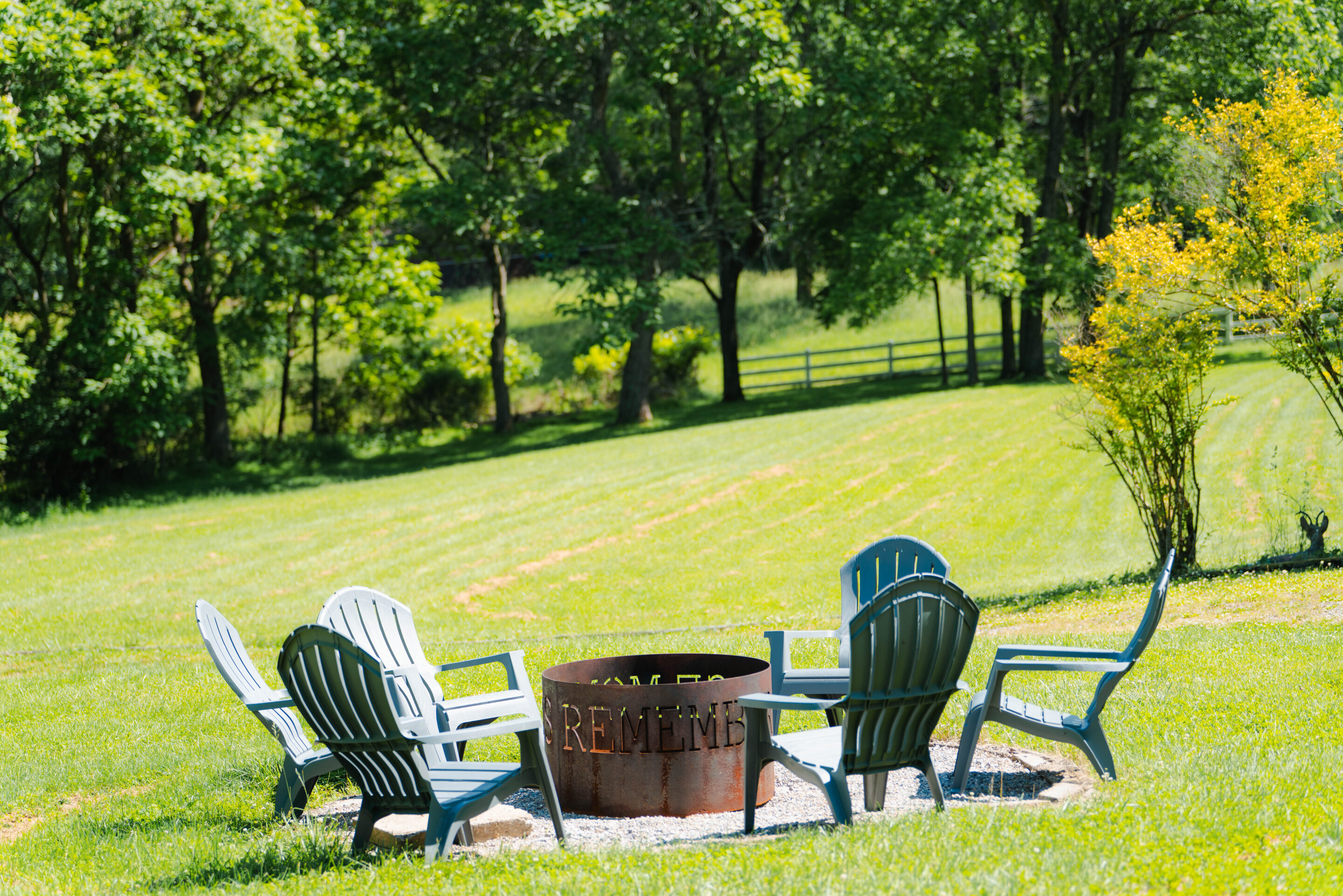 Whispering Acres | Photo 38