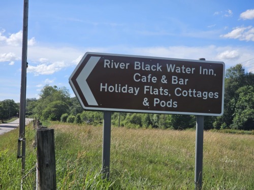 Signed posted entrance from the main road
