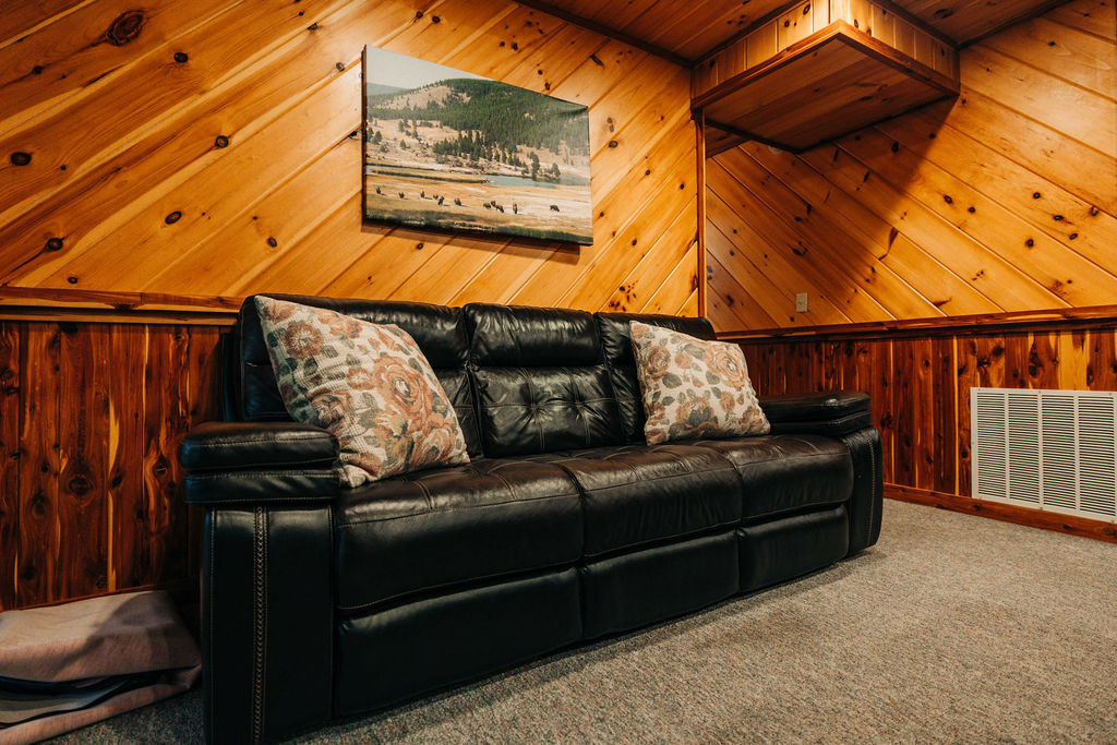 Rustic Cedar Inn | Photo 59