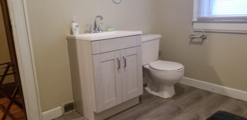 Upstairs bathroom