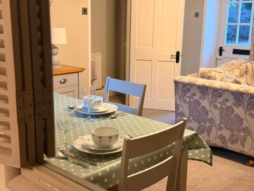 Relaxing living & dining area