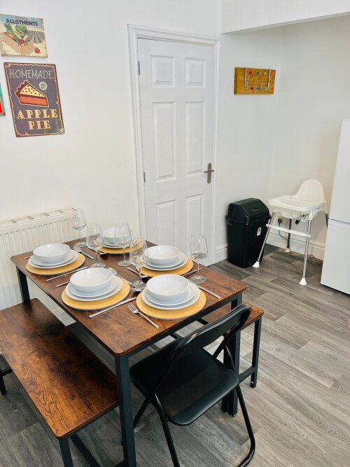 Dining Room / Restaurant
