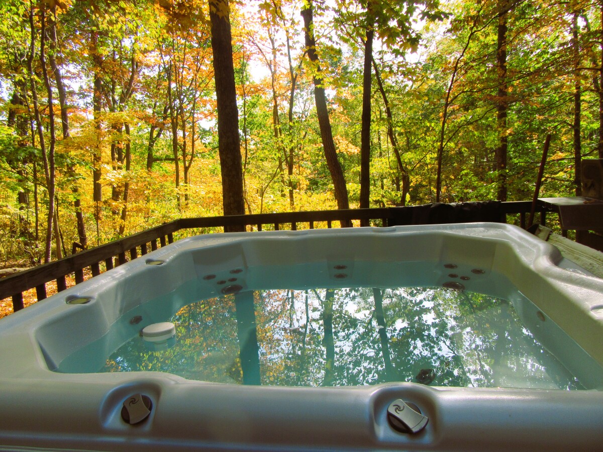 Foxhollow by Cabins In Hocking