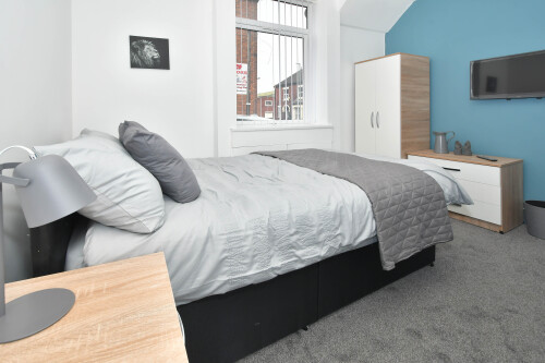 Townhouse @ Eastwood Place Stoke - room 1