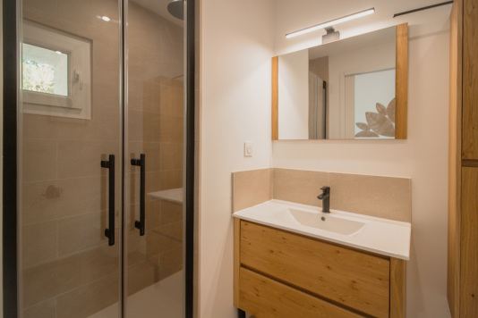Salle d'eau chambre 4