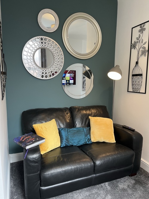 Studio 5 - Relax and unwind with a good book or streaming your favourite TV show
