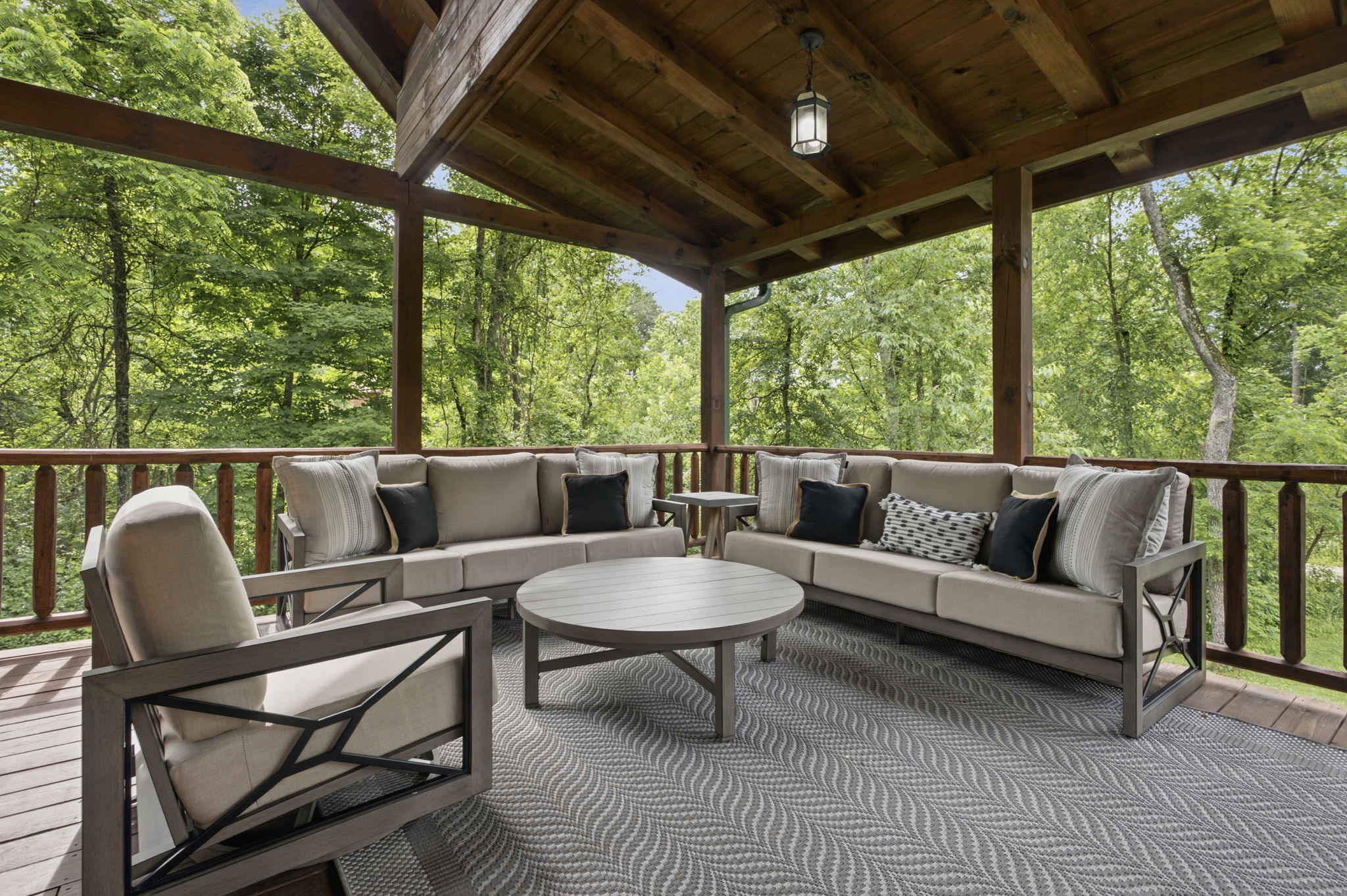 Firefly Hollow Lodge | Photo 83