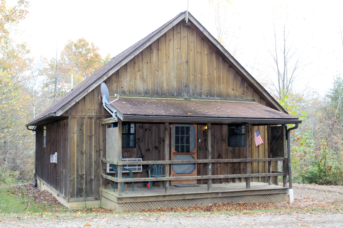 17734 Pinecrest Cabin