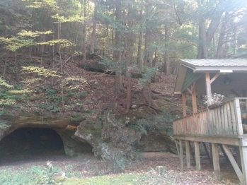 Cottage By The Cave - Tranquil Retreat Cabins  - 