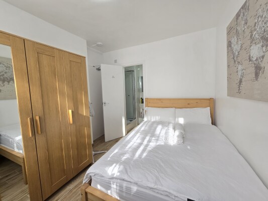 Room 4