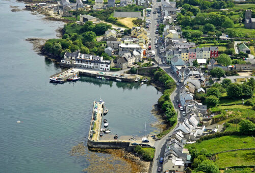 Roundstone Village