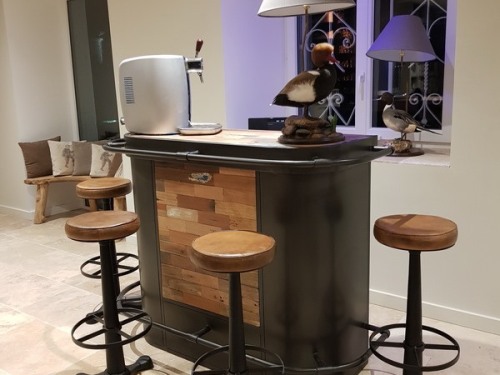 Bar espace accueil château des Périchons